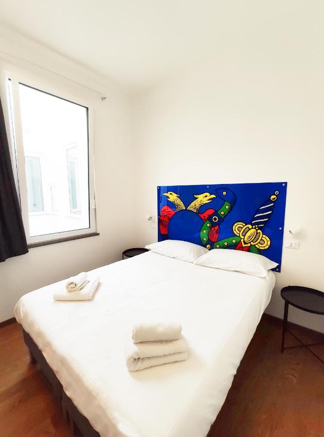 Tric Trac Hostel Napoli Ngoại thất bức ảnh